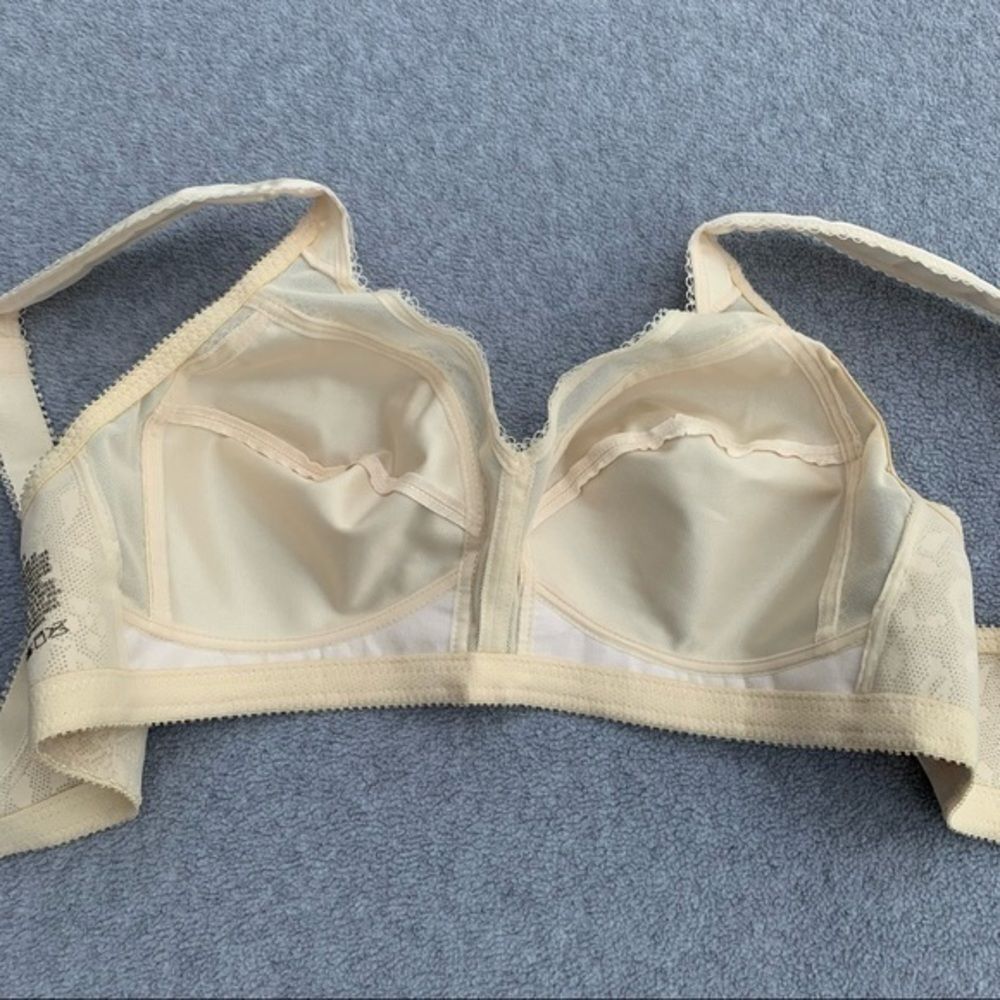 Playtex Lace Comfort Bra View 5